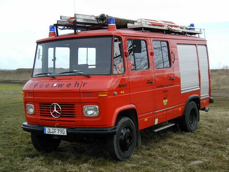 Altes Feuerwehrauto